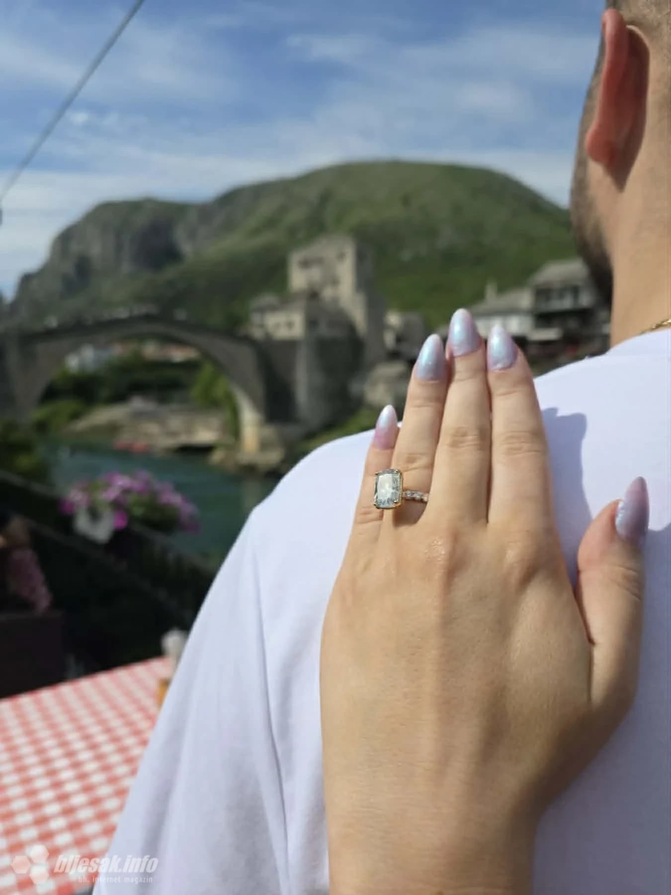 Stari most svjedočio novoj ljubavnoj priči iz Amerike