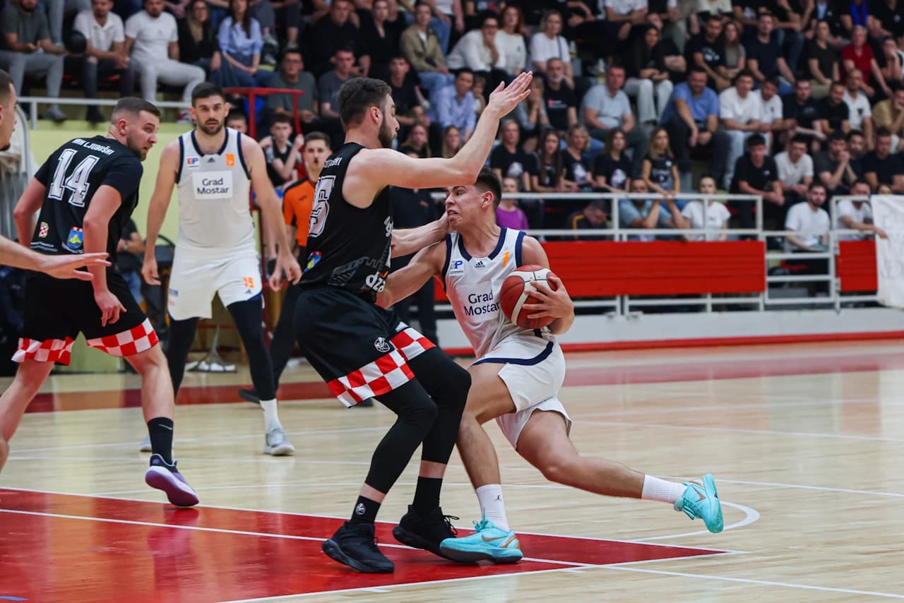 Odlična igra HKK Mostar