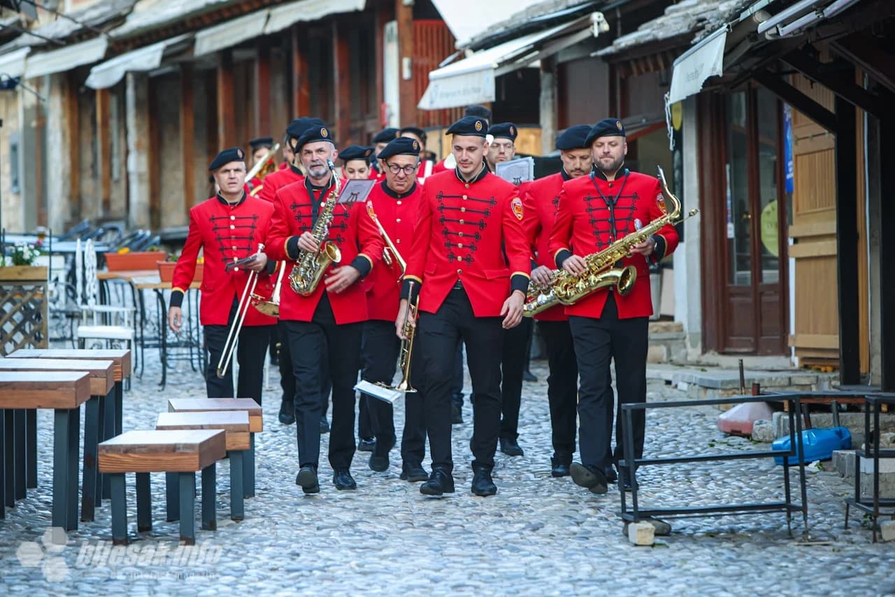 Hrvatska glazba Mostar održala prvosvibanjsku budnicu
