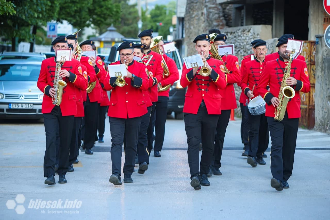 Hrvatska glazba Mostar održala prvosvibanjsku budnicu