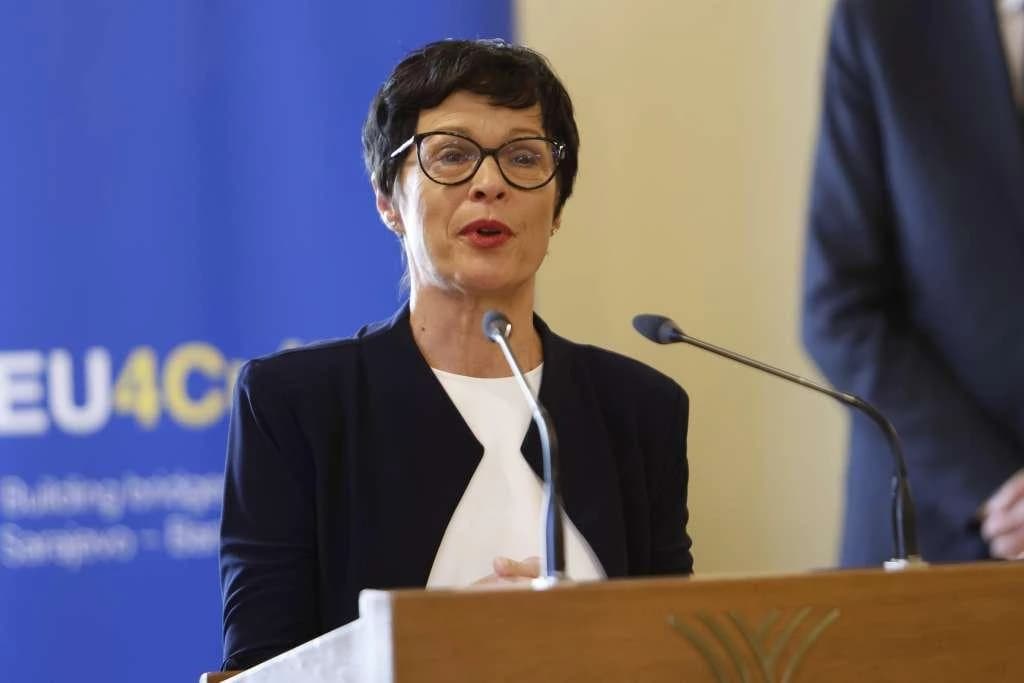 Marta Kos