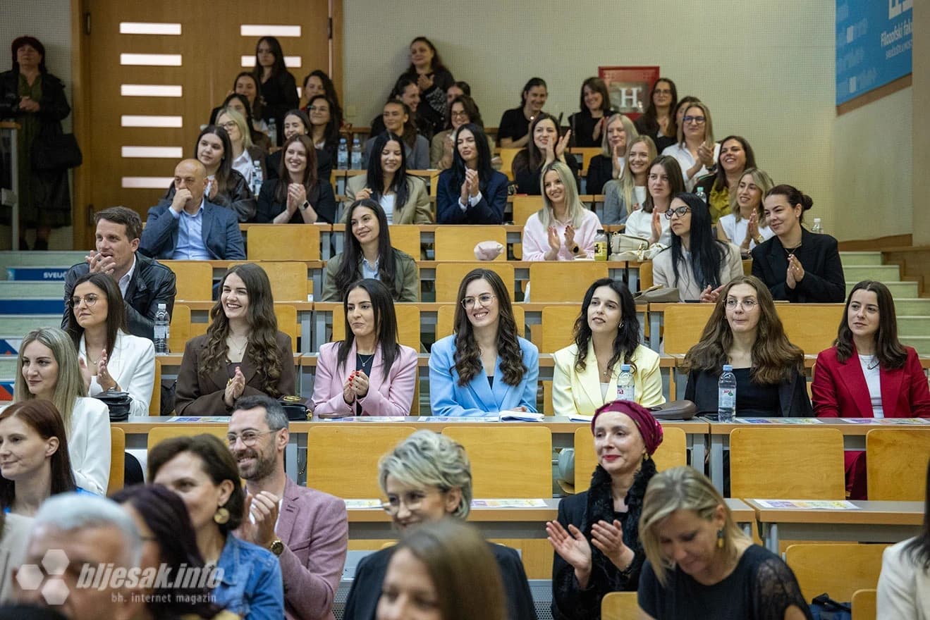 Sudionici znanstveno-stručnog simpozija ''Logopedija u doba algoritama''