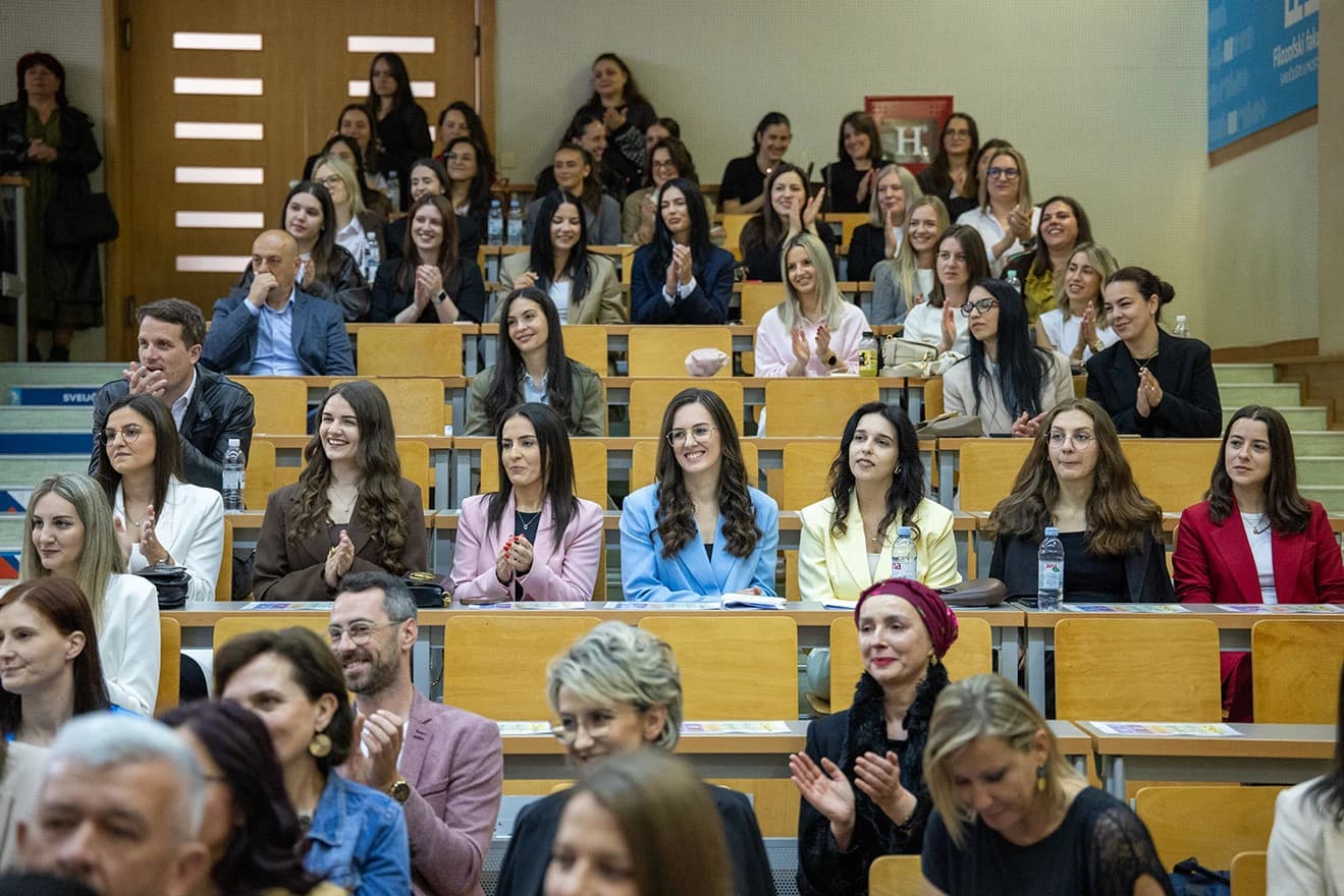 Sudionici znanstveno-stručnog simpozija ''Logopedija u doba algoritama''