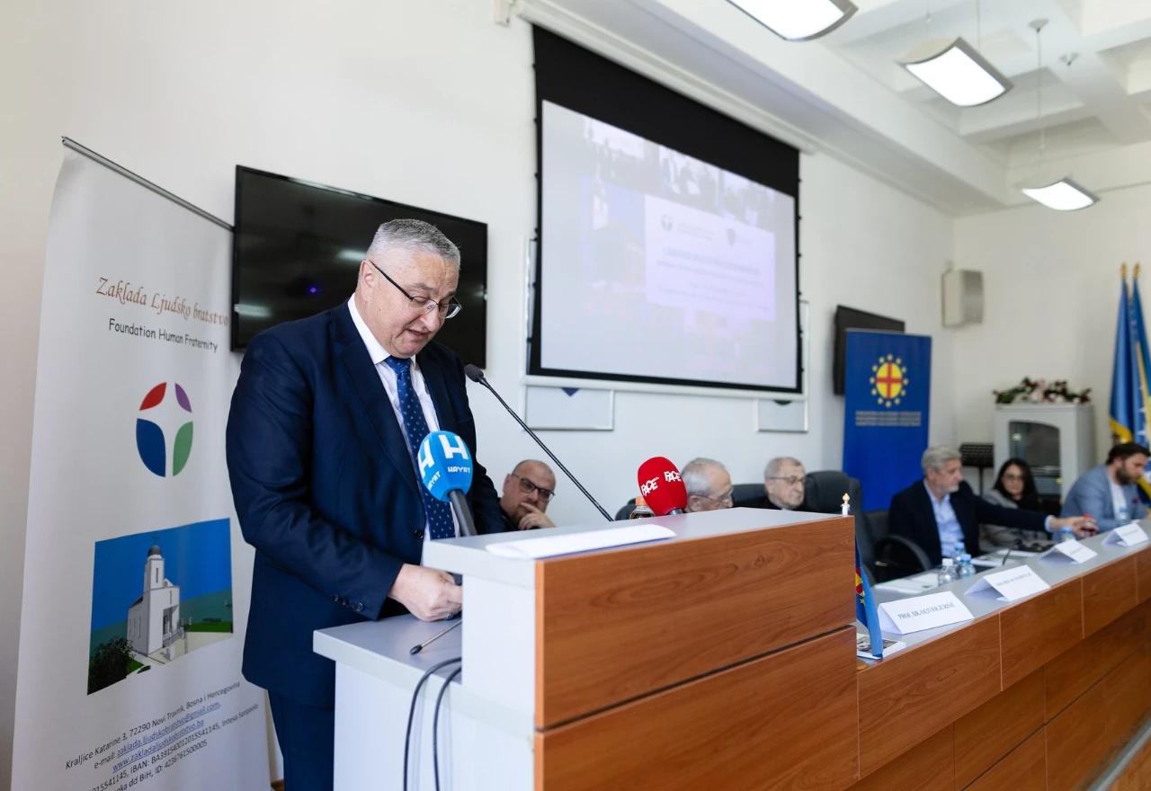 Okrugli stol u Novom Travniku okupio vjerske, akademske i javne predstavnike