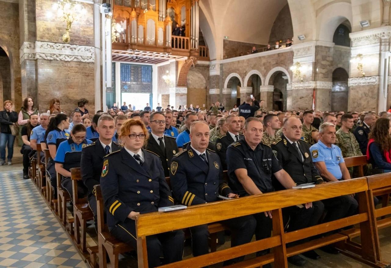 Pripadnici MUP-a ŽZH na hodočašću u Lourdesu