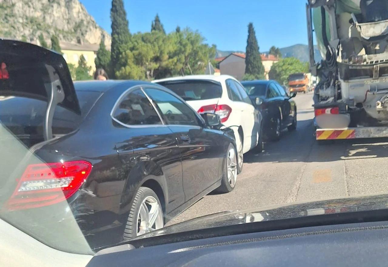Lančani sudar u Rodoču