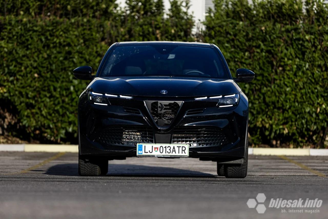Alfa Romeo Junior Speciale privlači poglede gdje god se pojavi