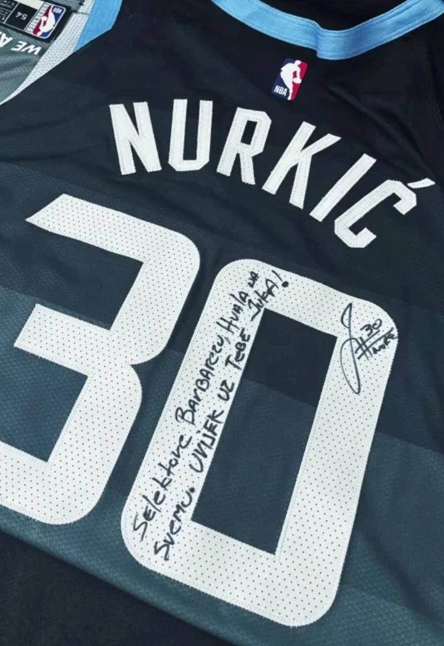 Dres Nurkića
