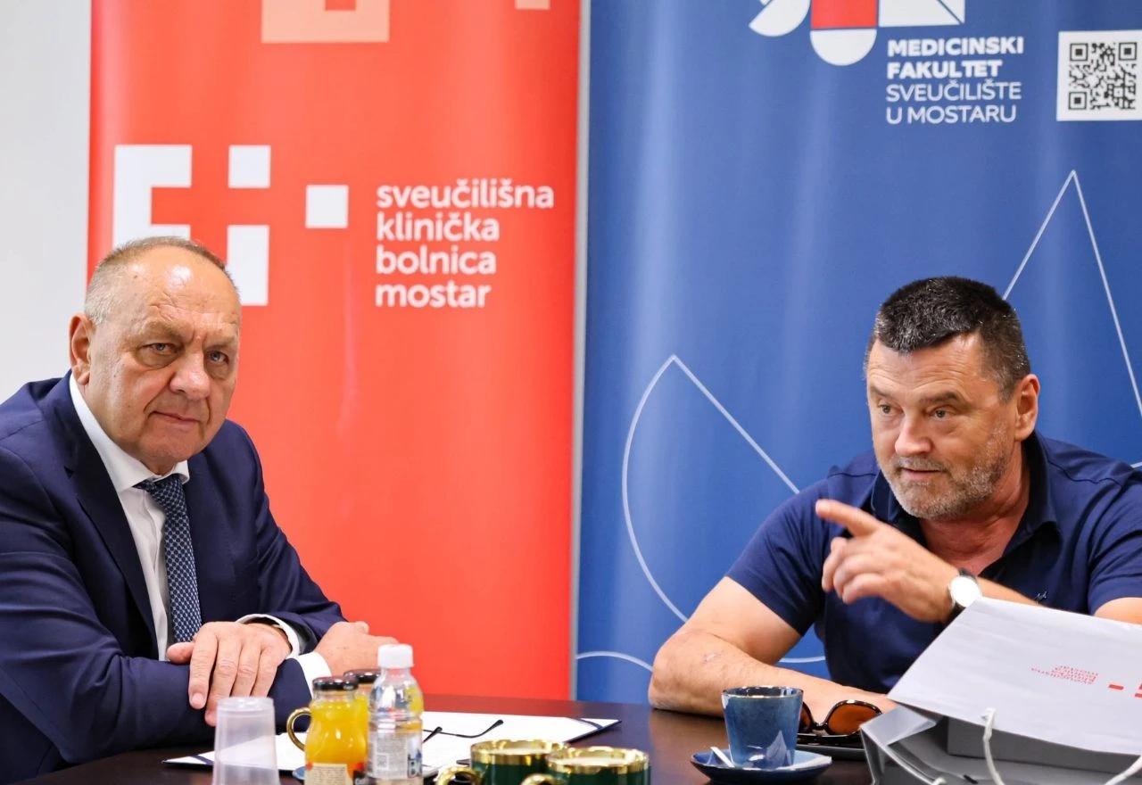Visoko izaslanstvo ugostio je ravnatelj SKB Mostar prof. dr. sc. Ante Kvesić