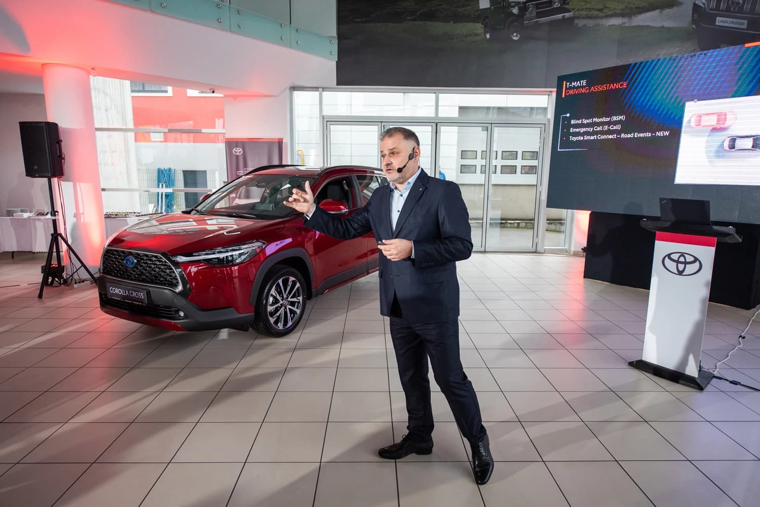 U Sarajevu je danas održana promocija povodom predstavljanja SUV verzije najprodavanijeg automobila na svijetu - potpuno nove Toyote Corolla Cross