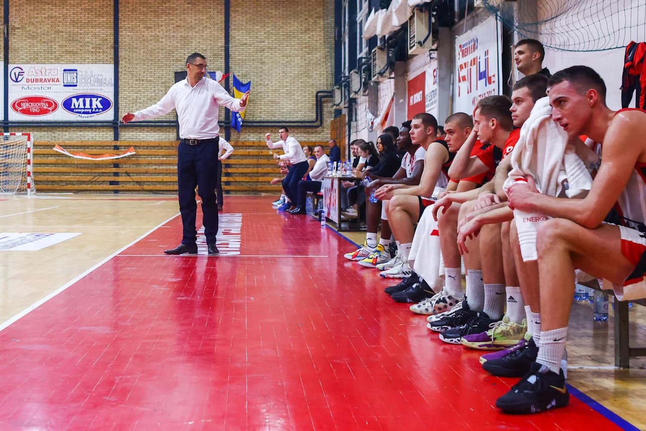 Trener Zrinjskog Kristijan Marić