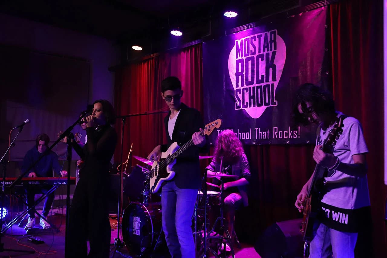 Održan prvi programski koncert mostarske Rock škole