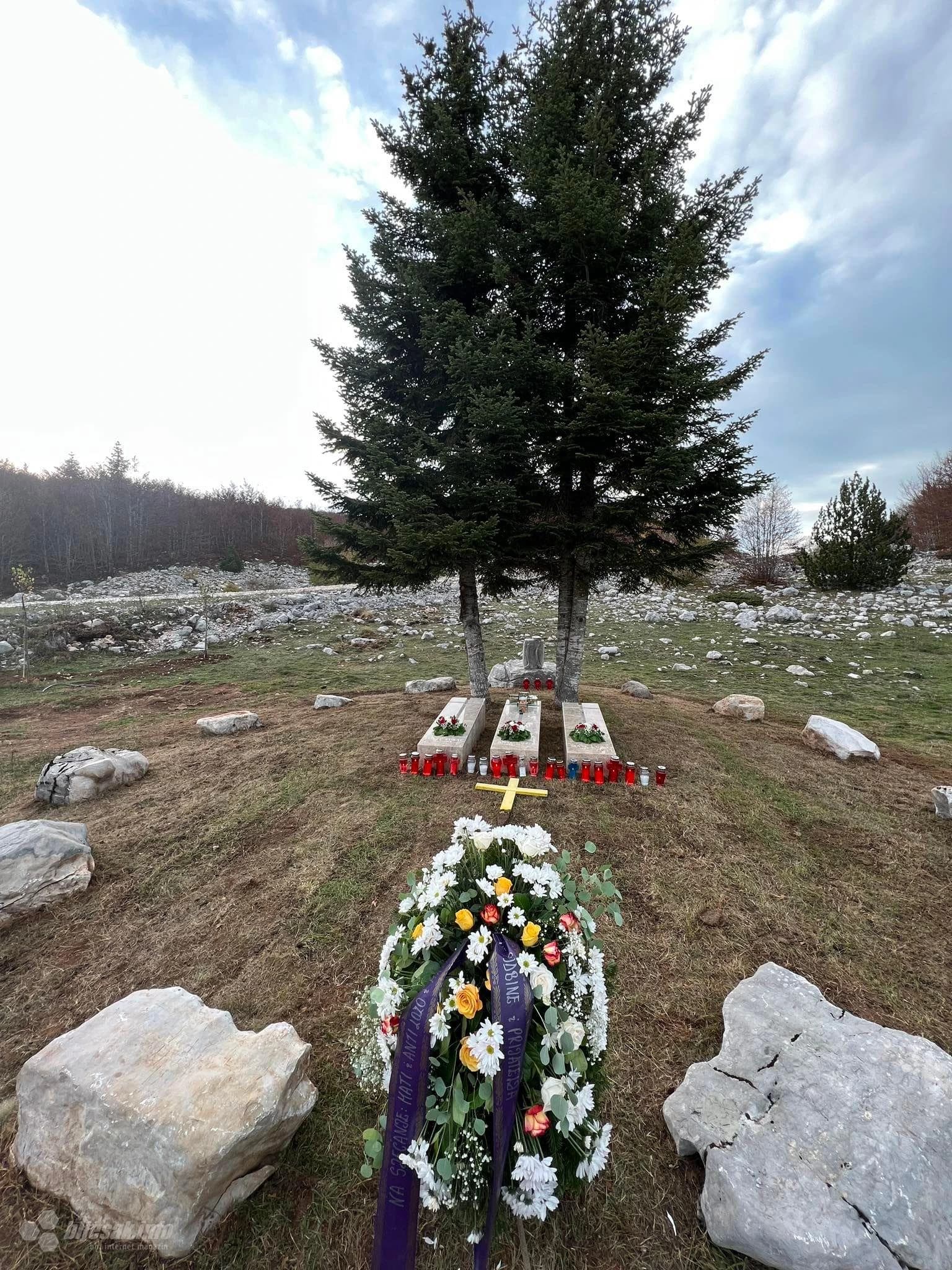 Hercegovačke duhandžije dobile svoj spomenik