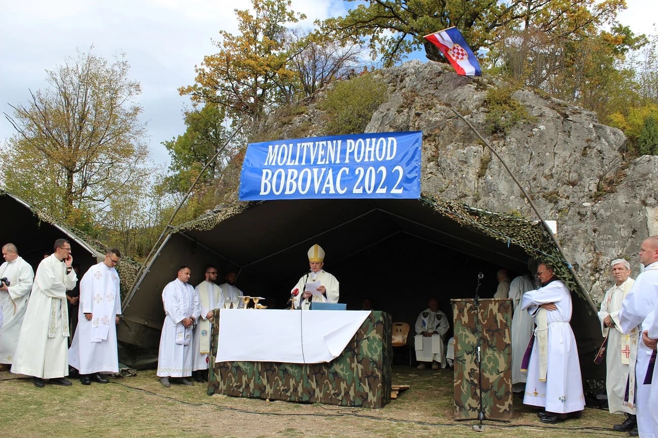 Devetnaesti molitveni pohod pripadnika OS BiH i djelatnika MO BiH na Bobovac