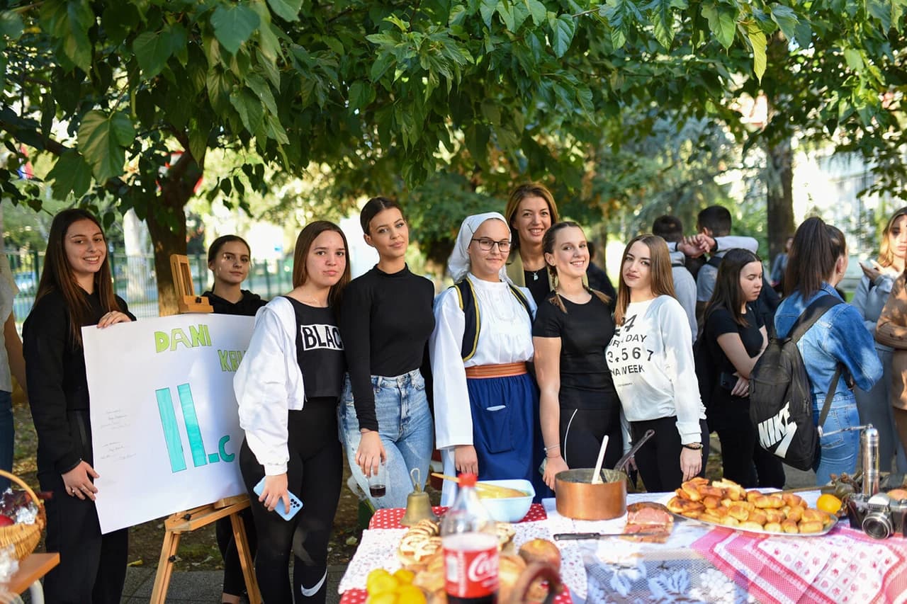 Obilježeni Dani kruha ispred Srednje ekonomske škole Joze Martinovića