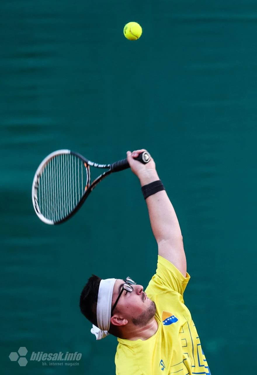 Završena Tenis liga rekreativaca Mostar - Pročitajte više na: https://bljesak.info/sport/ostali-sportovi/karadza-uzeo-zavrsni-masters/396818