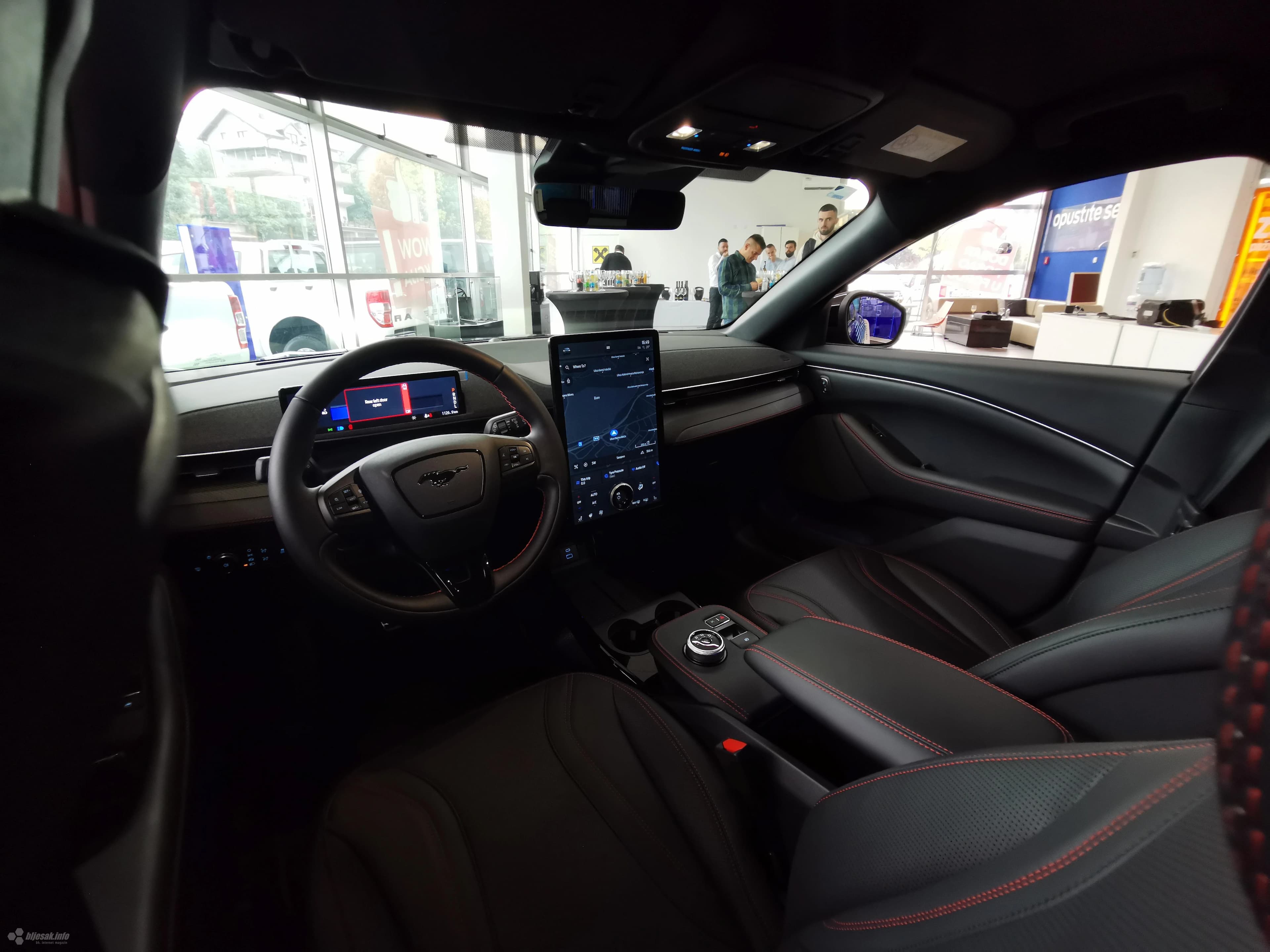 Prvi potpuno novi električni Ford Mustang Mach-E