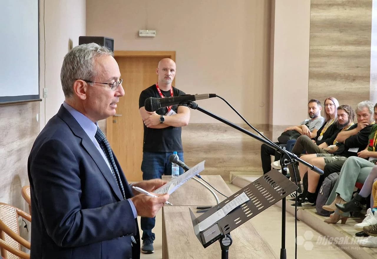 Veleposlanik Marco Di Ruzza