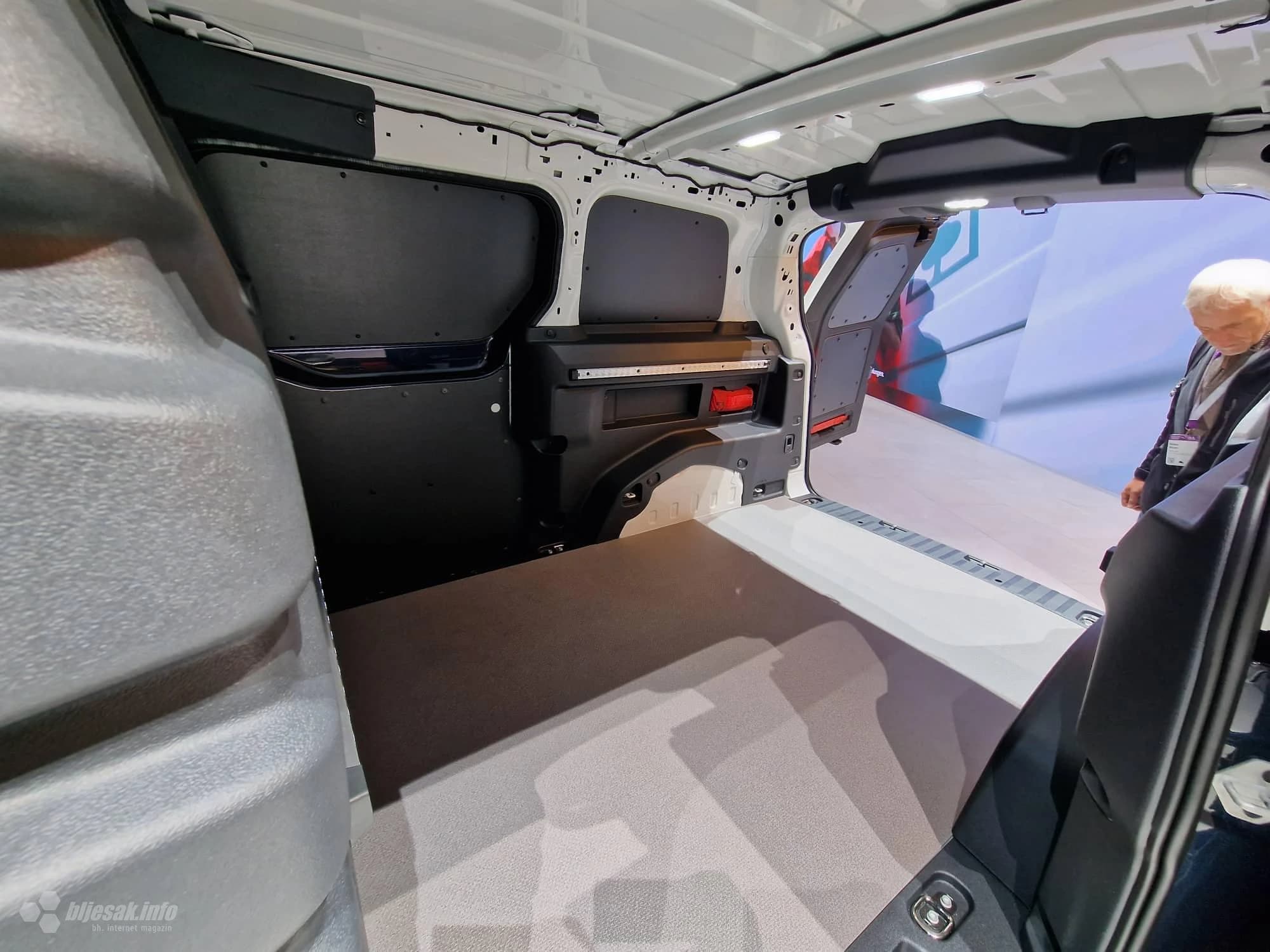 ID. Buzz - najbolji minivan 2023. godine