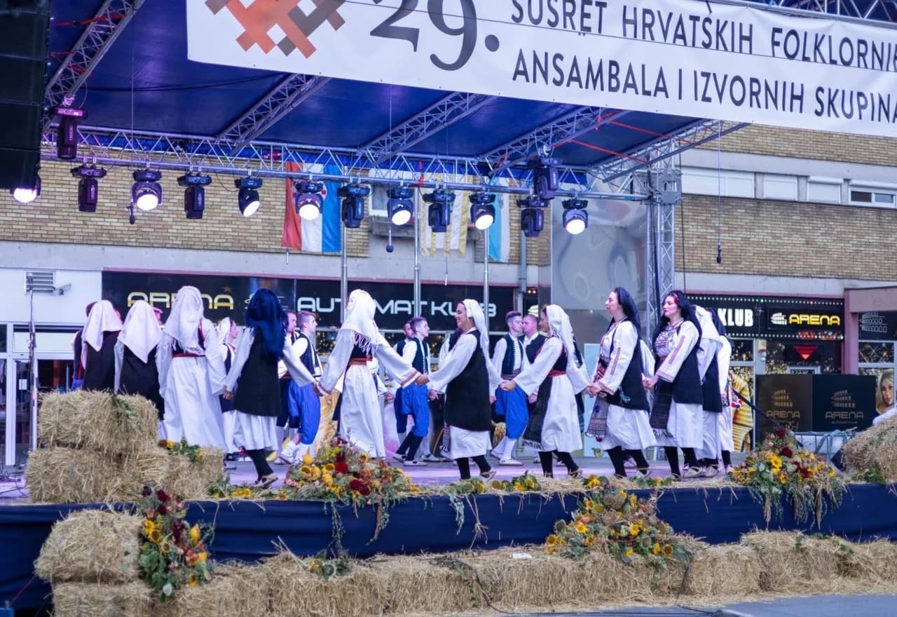 KUD Mokro predstavio najbolje iz Hercegovine u Županji 