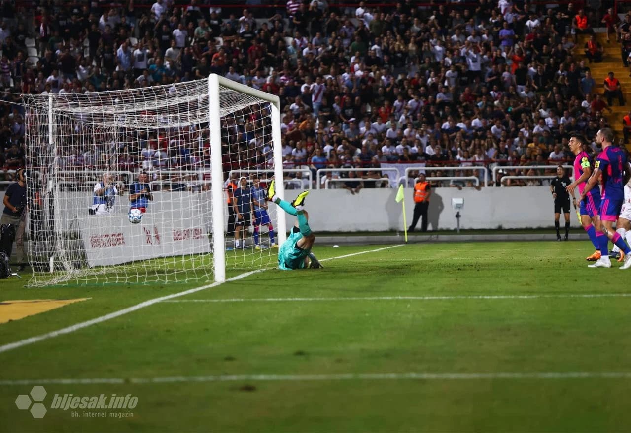 Plemići  u paklenoj atmosferi pobijedili Slovan!