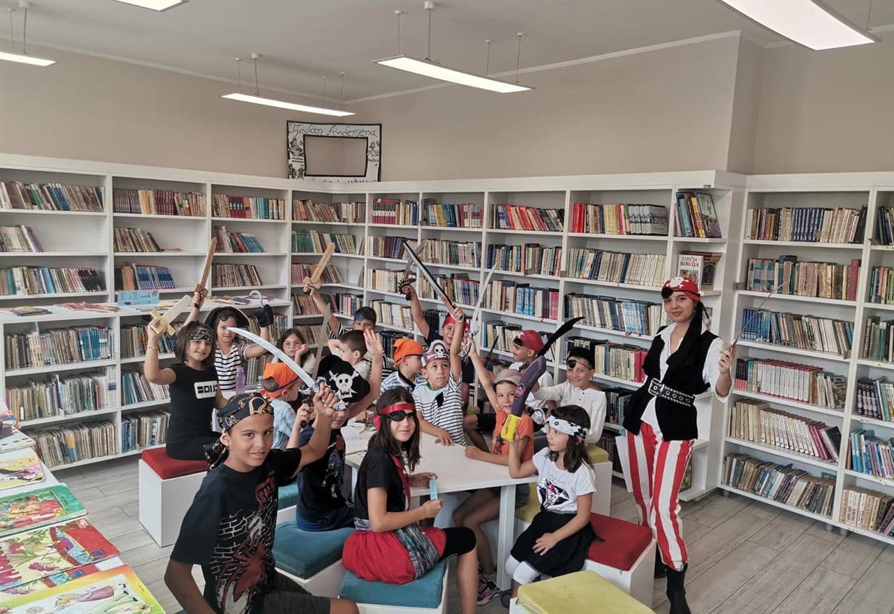 Ljeto u Narodnoj knjižnici HNŽ Mostar