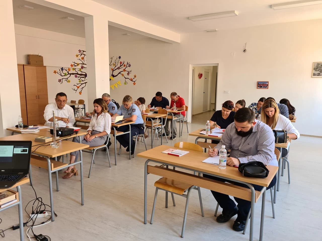 Održan okrugli stol o borbi protiv trgovine ljudima