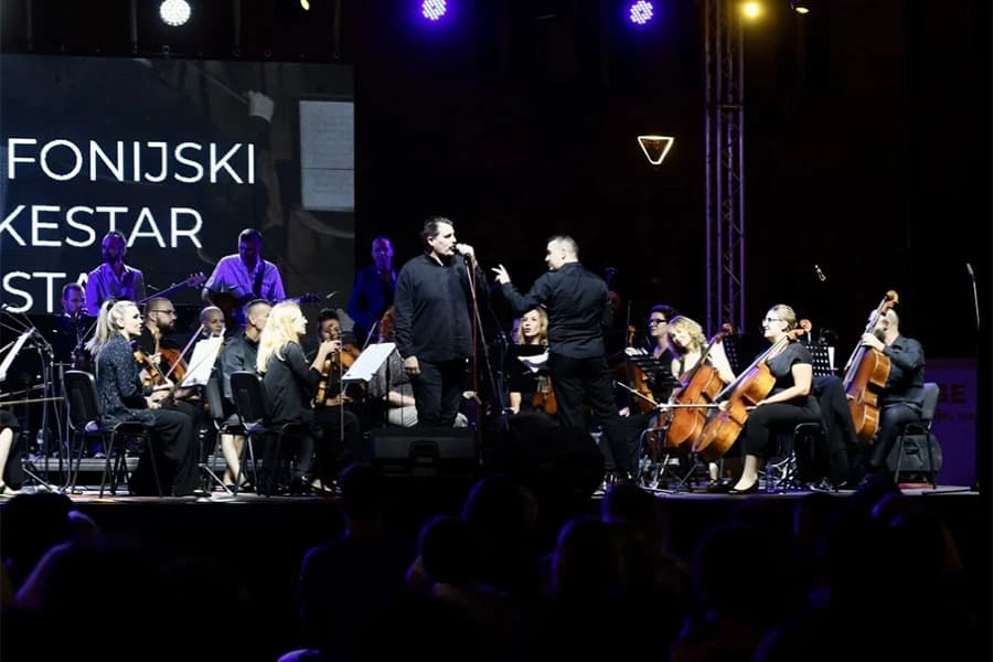 Mostarski simfonijski orkestar u Sarajevu održao sjajan koncert posvećen Indexima