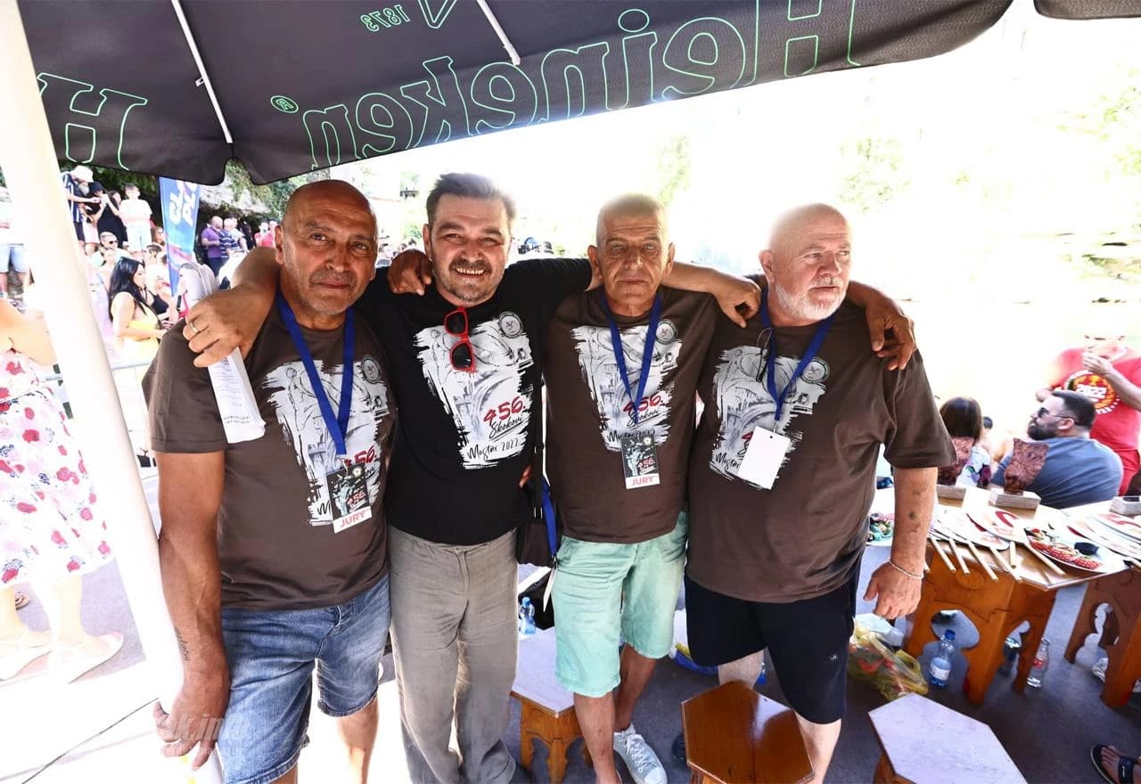 456. skokovi sa Starog mosta