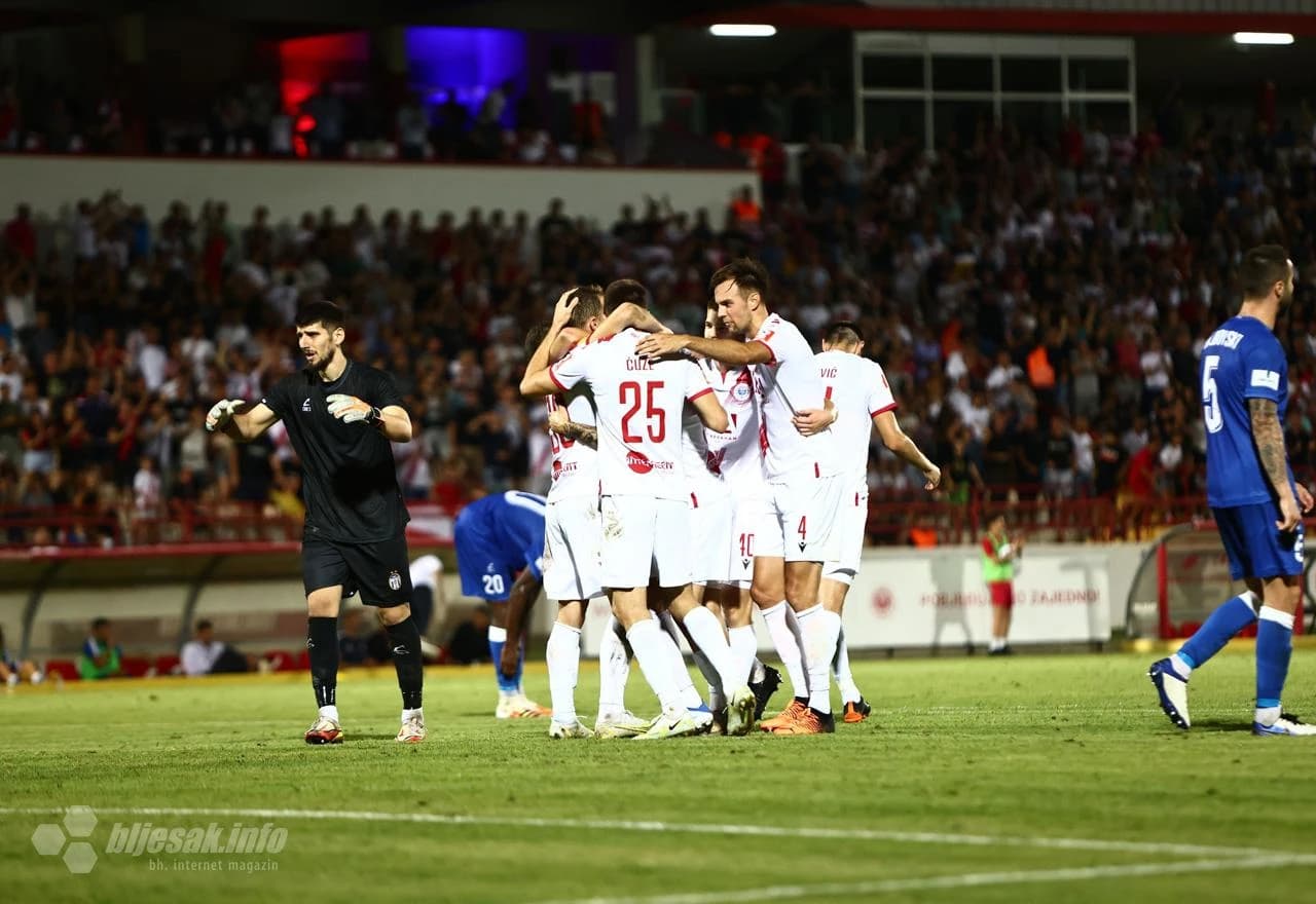 Slavlje nakon pobjede Plemića nad Tiranom