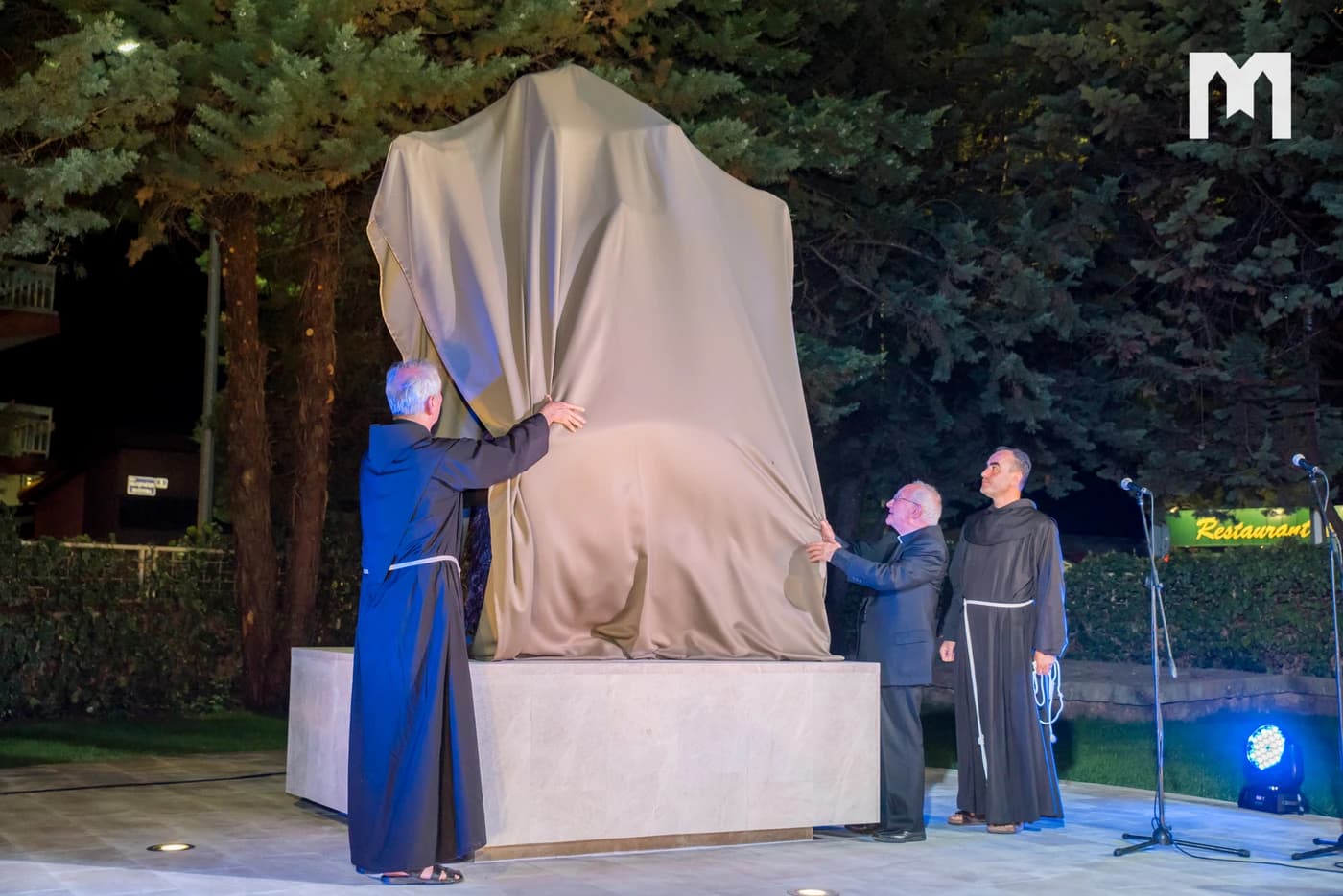 Svečano otkriven spomenik ubijenim fratrima iz župe Međugorje