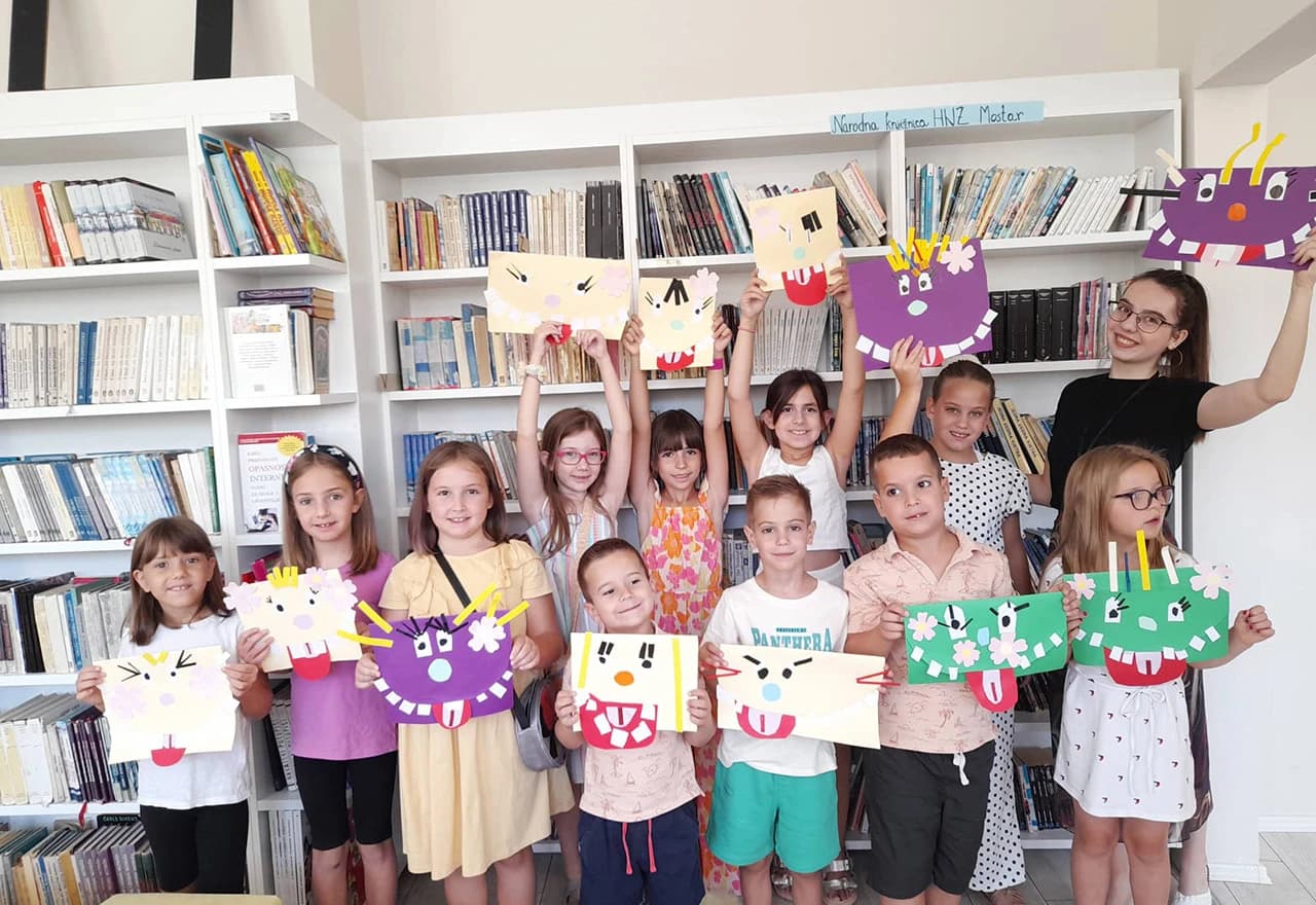 Mostar čita - Budi in, budi u knjižnici