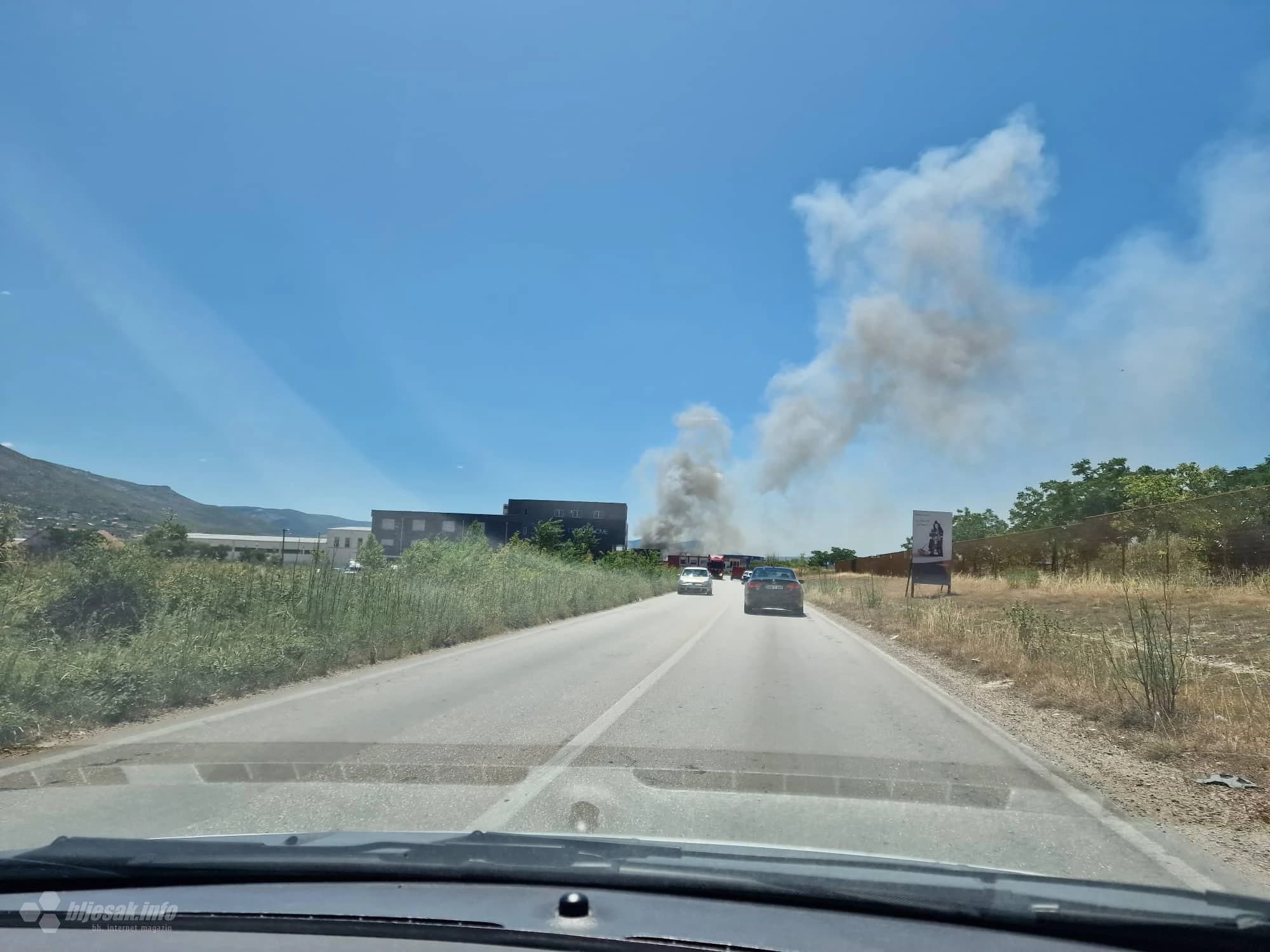 Veliki požar izbio južno od Mostara