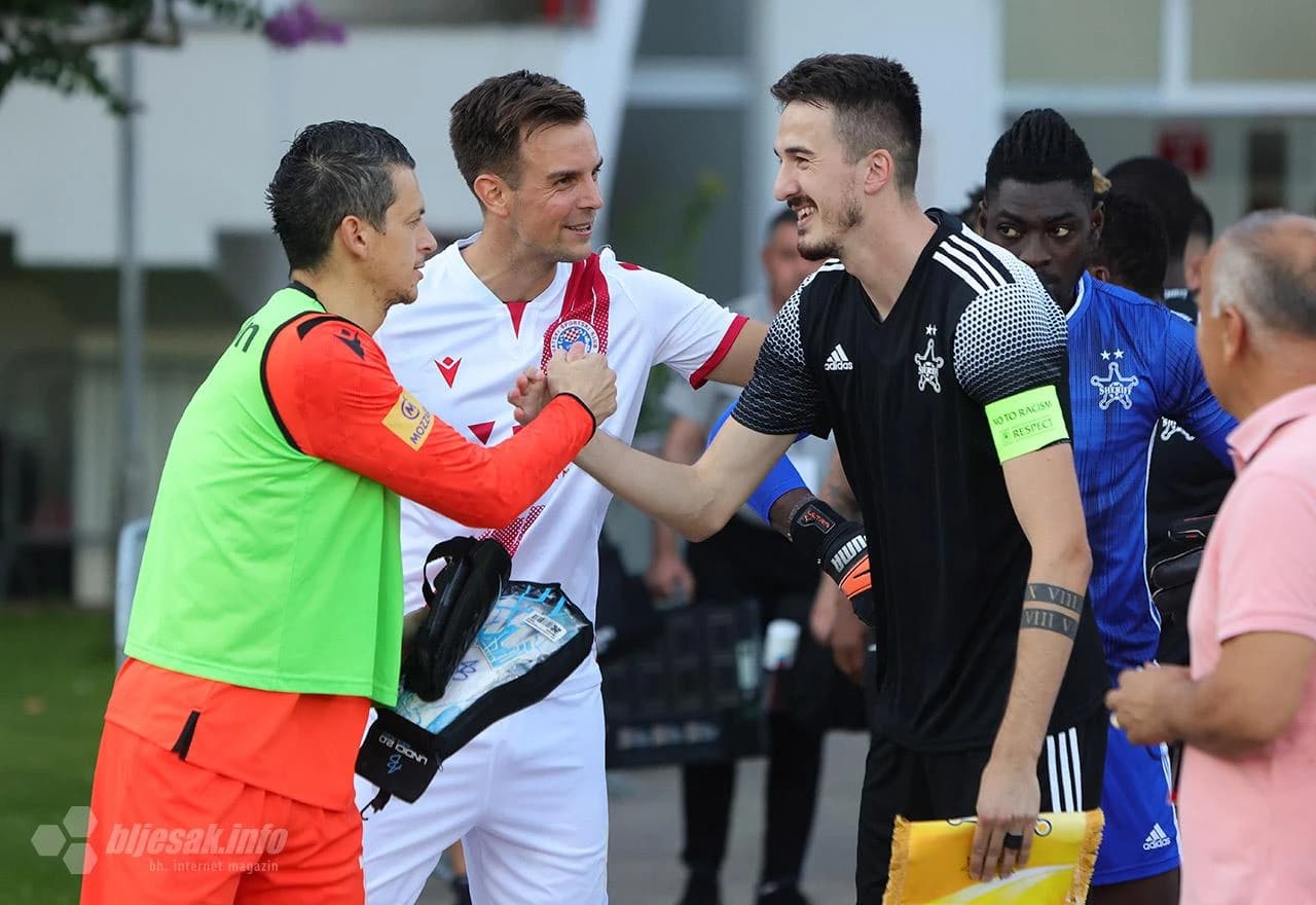 Srdačan pozdrav Radeljića sa Mostarcima