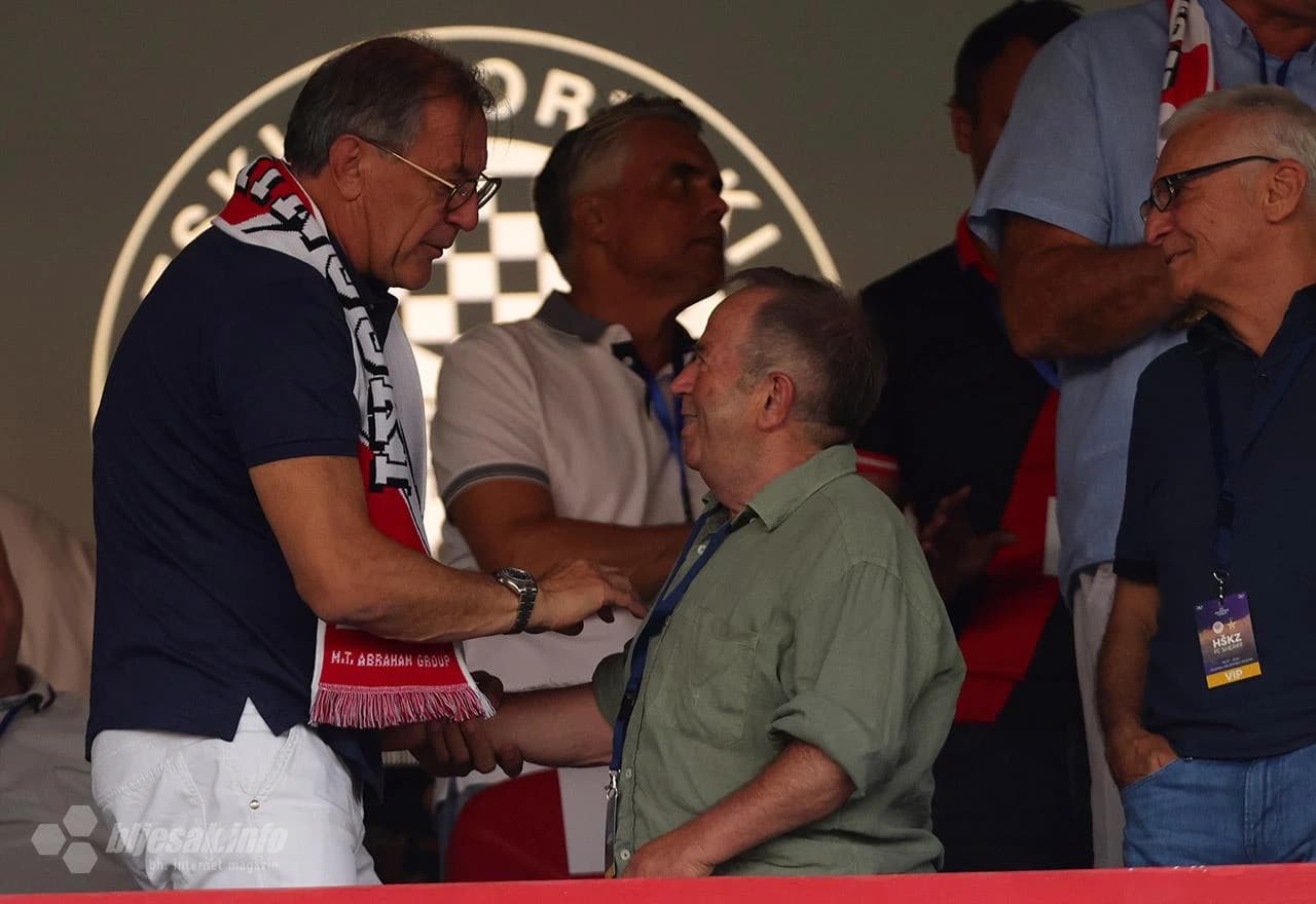 Susret Mamića i Rajića na tribinama