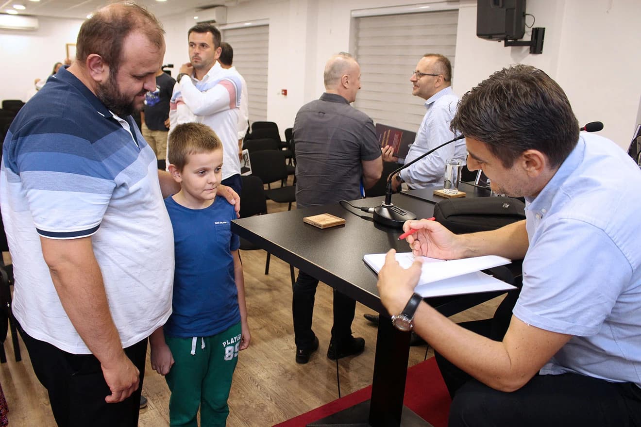 Promocija knjige dr. Faruka Taslidže održana je u Centru za kulturu