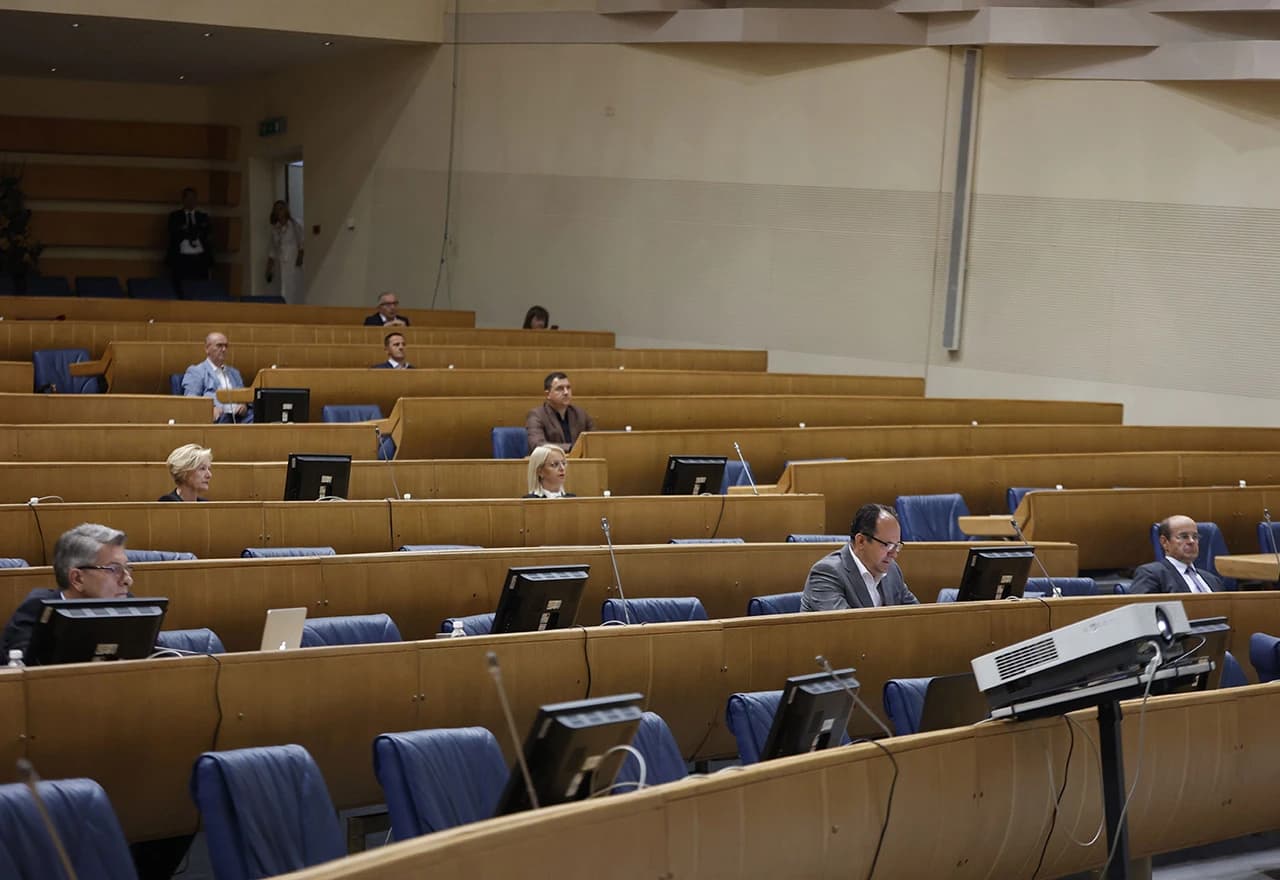 Gužva u Zastupničkom domu