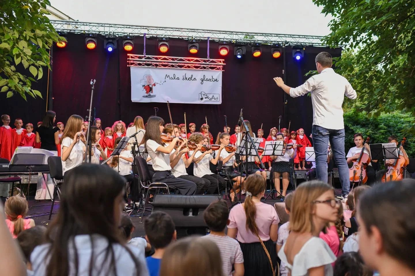 MozART mališani oduševili mostarsku publiku