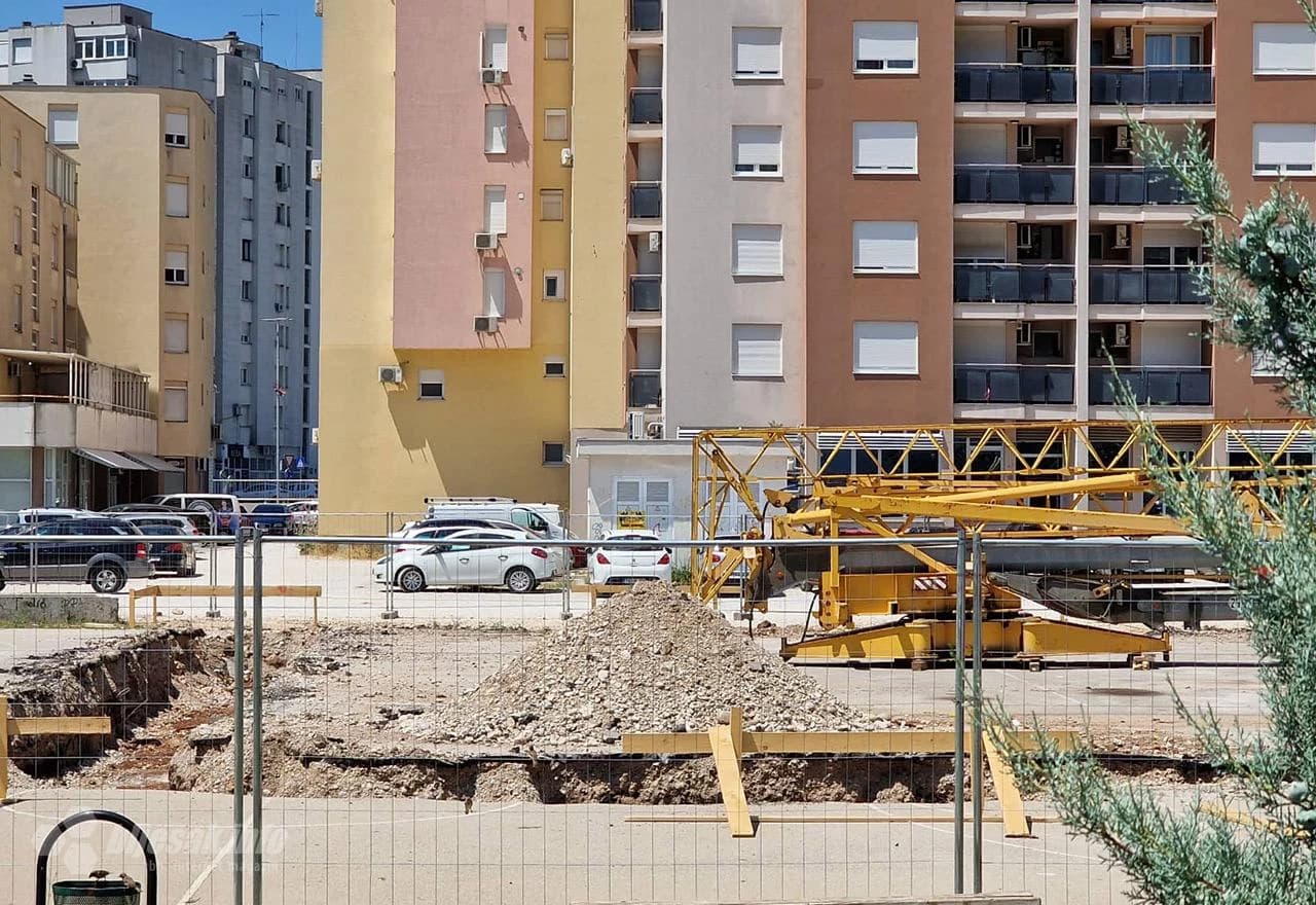 Gradilište u Centru 2