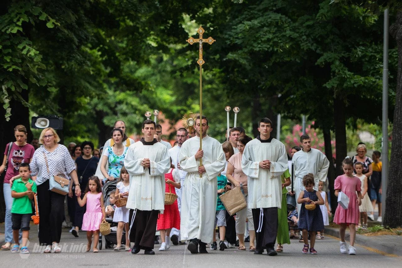 Tijelovska procesija u Mostaru