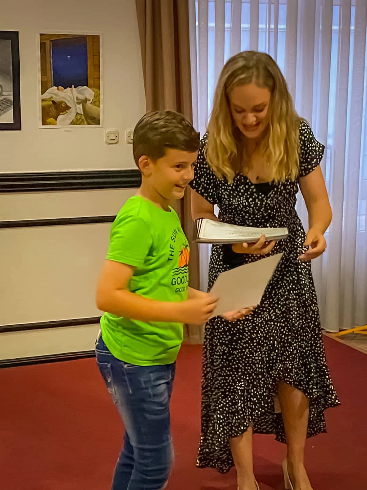 U Čitluku upriličena izložba radova polaznika tečaja crtanja i slikanja by Megi Kunštek