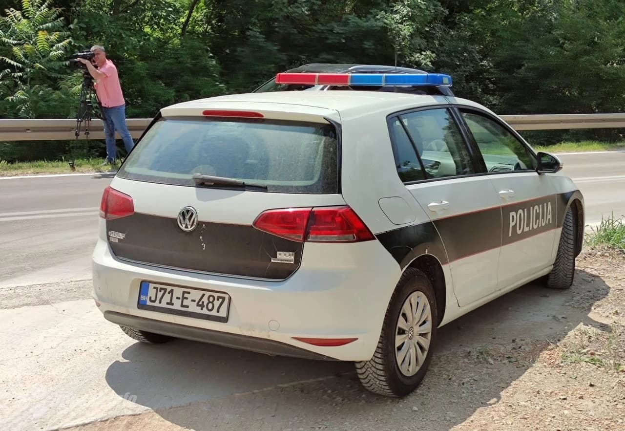 Mještani prosvjeduju zbog obustave prometa na magistralnoj cesti M-17