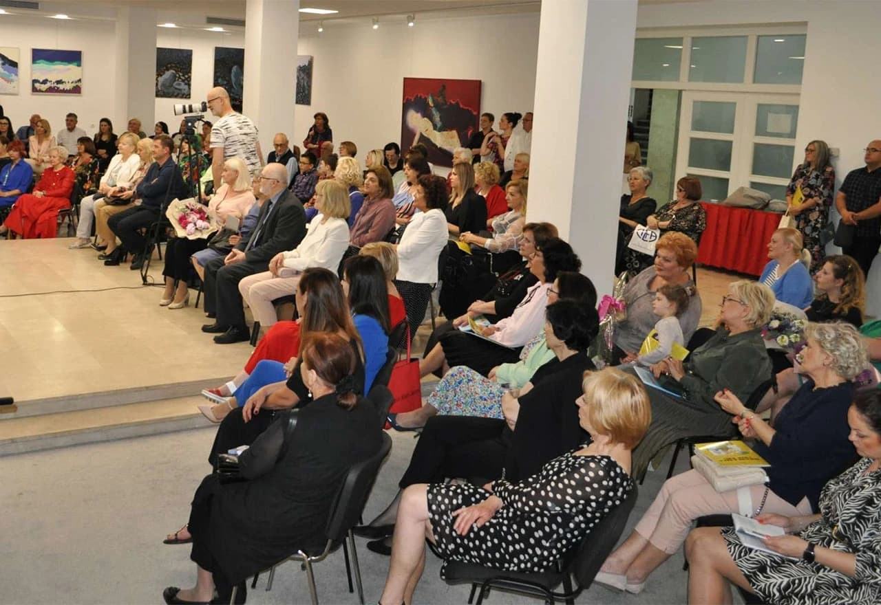 Predstavljena zbirka pjesama i strip Zdravke Mile Marijanović