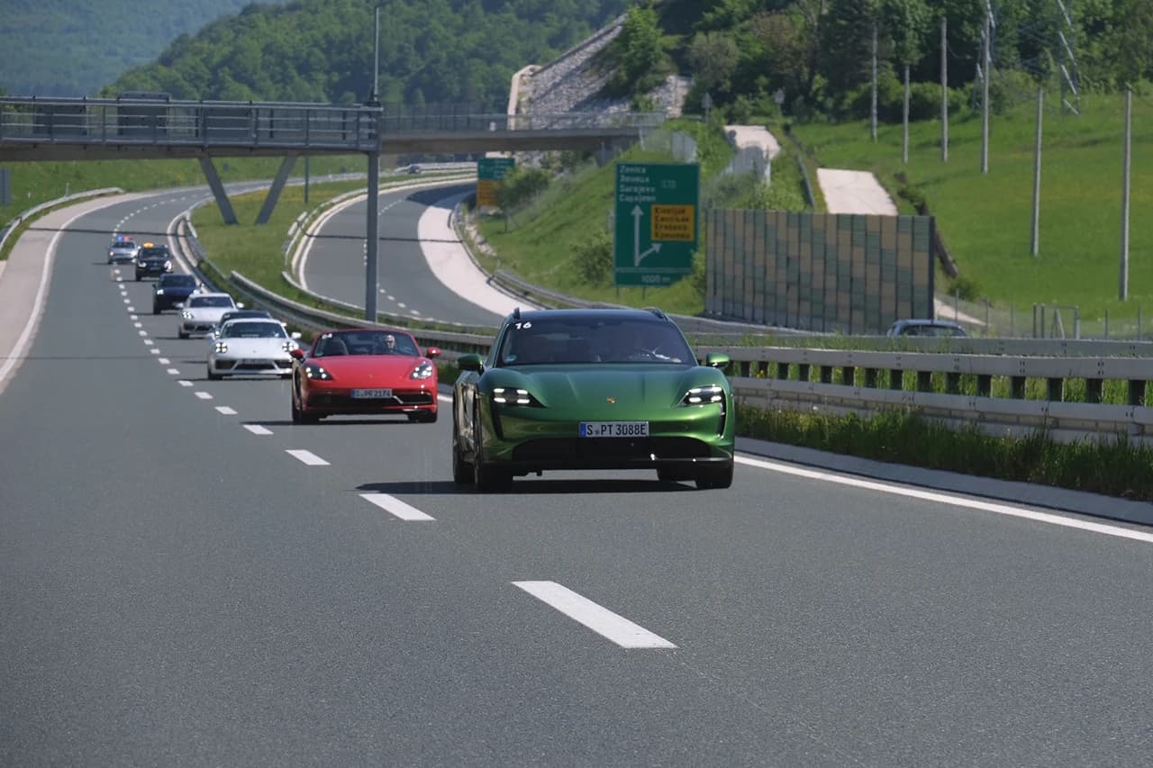 Porsche Road Tour 2022. 