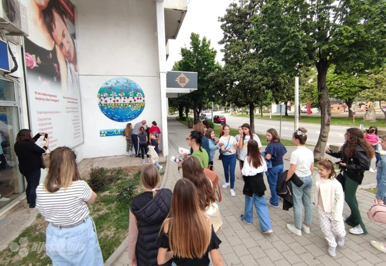 Planeta Zemlja od recikliranih plastičnih boca krasi Čapljinu 