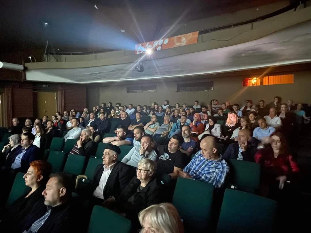 Film Ovamo daleko, atentat na Bosnu prikazan u NPM