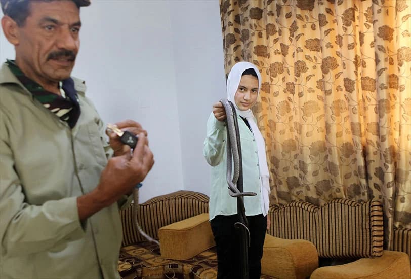 Ljubav prema zmijama prenio je i na 14-godišnju kćerku.