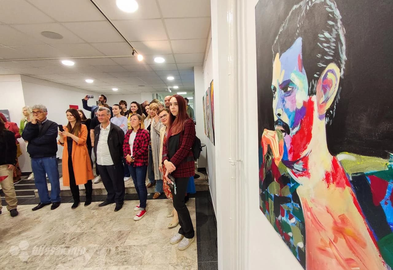 Vedrana Božić poklonila Mostaru samostalnu izložbu