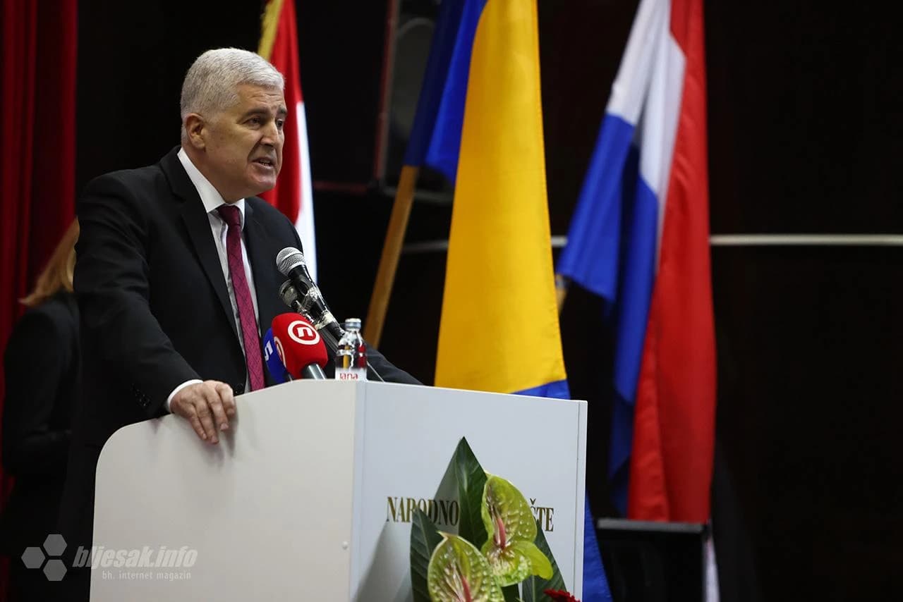 Milanović i Čović u Livnu povodom 30. obljetnice obrane Livna i livanjskog kraja