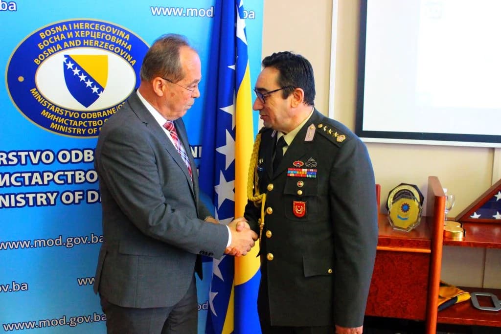 Sastanak ministra obrane BiH Sifeta Podžića sa predstavnicima kompanija turske obrambene industrije